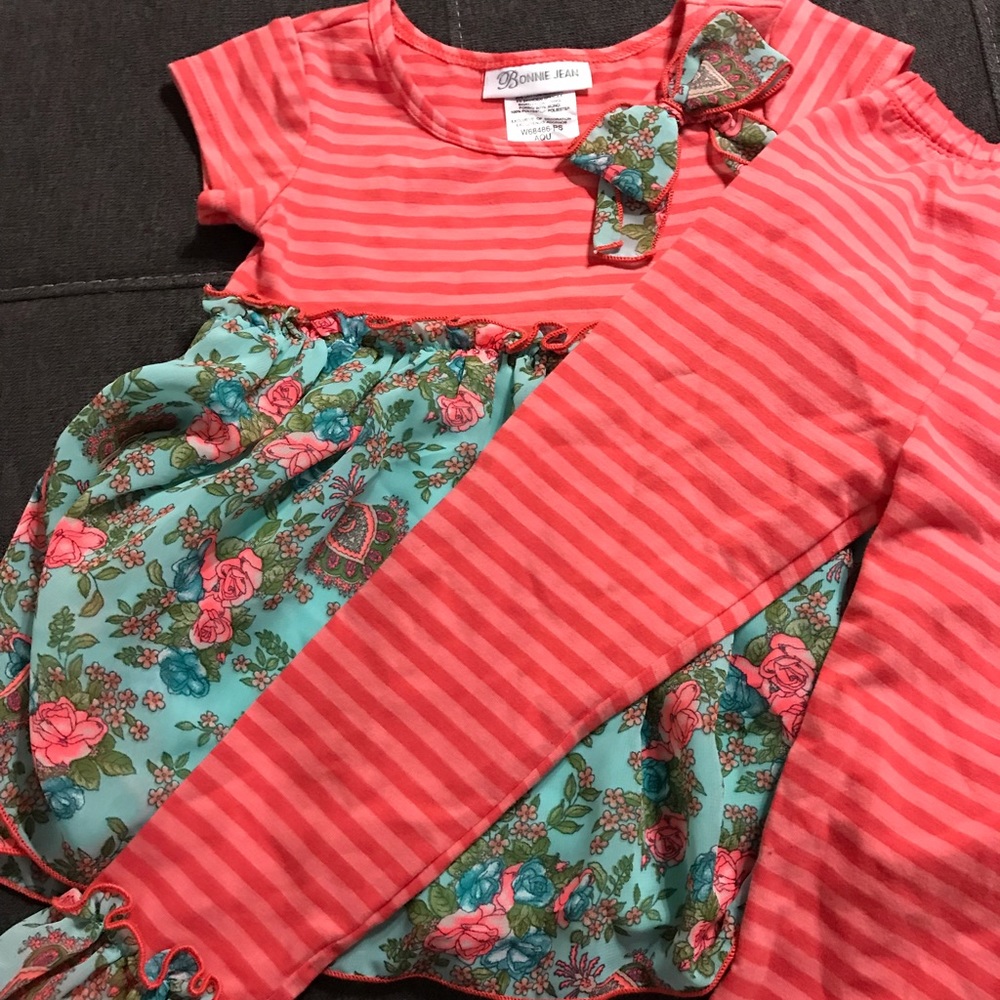 2 piece floral and stripe outfit